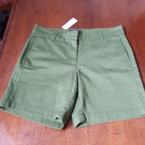 13:06 - JCrew Chino Shorts